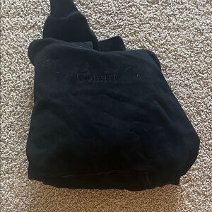 Comfirt Women's Black Sweater